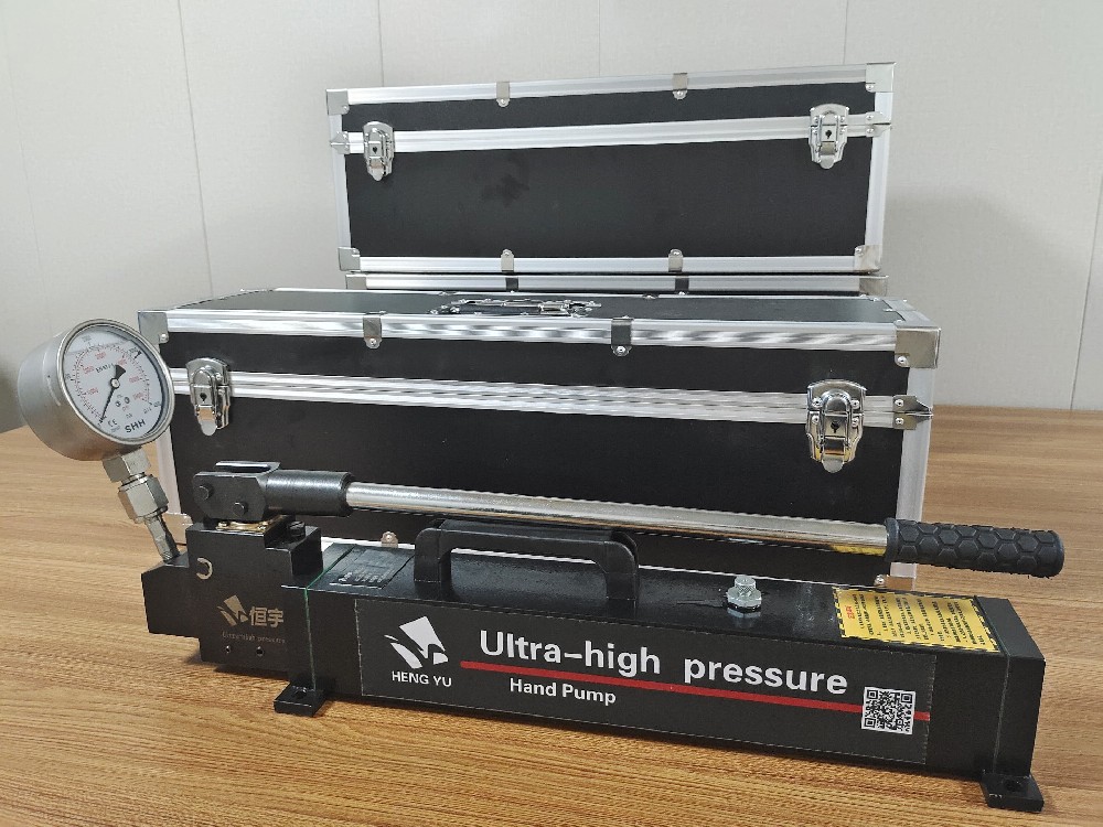 工具箱超高压手动泵